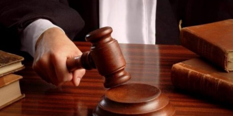 Njëri i akuzuar jep mbrojtjen e gjashtë të tjerë mbrohen në heshtje në gjykimin ndaj ish-kryetarit të Leposaviqit