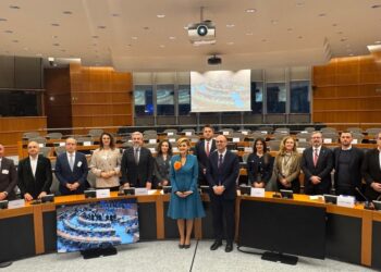 Deputetët e Kosovës kërkojnë heqjen e masave nga BE-ja