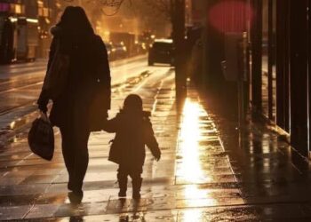 Zhduket nëna me fëmijën në Stan Tërg, Policia po heton rastin