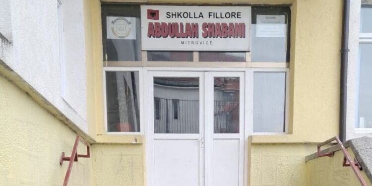 Inspektorati i Arsimit thotë se nuk ka ndonjë dëshmi se nxënësi është rrahur apo bullizuar në Shkollën në Mitrovicë të Jugut