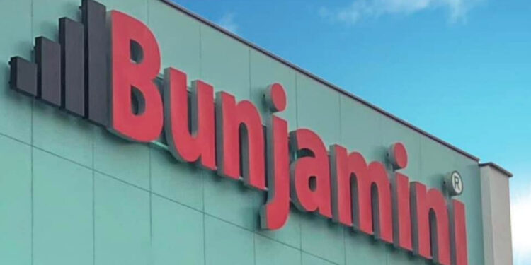 Bunjamini hap 2 vende pune në Mitrovicë