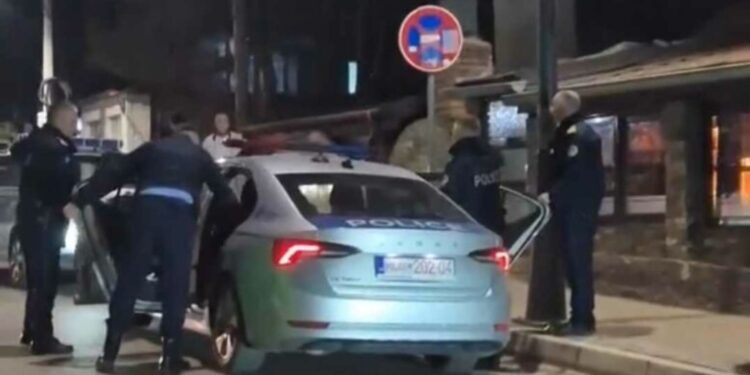 Sulmohen disa të rinj shqiptarë në Mitrovicë të Veriut, policia jep detaje