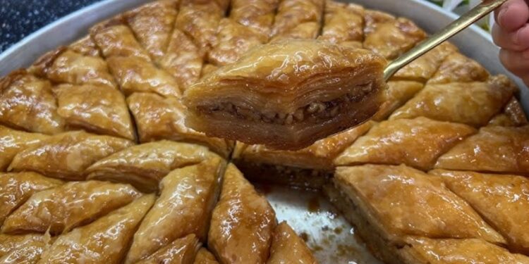 Bakllava e Bajramit i çoi në spital – 120 persona kërkuan ndihmë mjekësore dje 