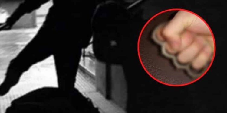 Kontrolli policor në Mitrovicë i zbulon boks hekuri 17-vjeçarit, nis hetimi për armëmbajtje
