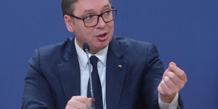 Vuçiqi bisedon me senatorët amerikanë për arrestimin e Milenkoviqit