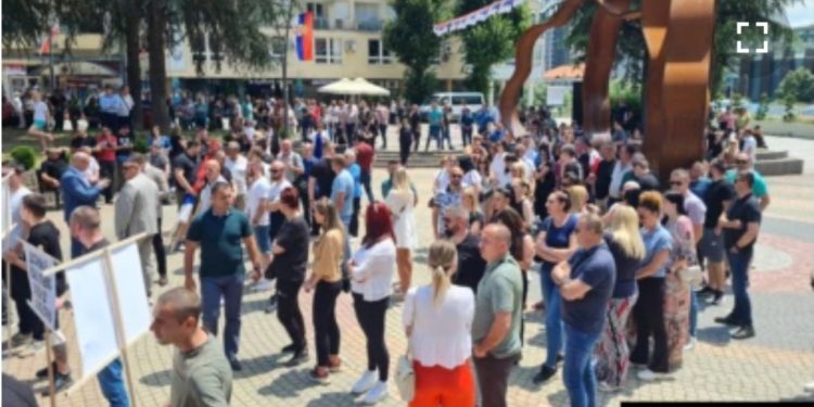 Serbët nxjerrin “Deklaratën e Vidovdanit”