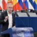 Eurodeputeti Reuten i reagon Lajçakut: Pse po i bëhet thirrje vetëm Kosovës?