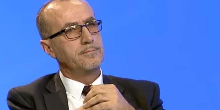 Pacienti në Mitrovicë bleu vet kabllon elektrike për dializë, Haxhiu: Kjo është gjendja e shëndetësisë në Qeverinë Kurti