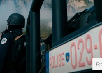 Aksidentohen me veturë zyrtare tre policë që ishin duke shkuar me detyrë drejt Mitrovicës