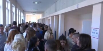 Qytetarët serbë sërish votojnë në mënyrë të ogranizuar në veri