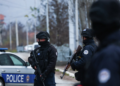 Policia gjen armë e municione në tri lokacione në veri